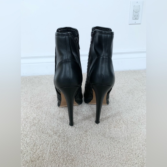 BRAND NEW Forever 21 Quilted Faux Leather Stiletto Heel Boots Black - Picture 3 of 5